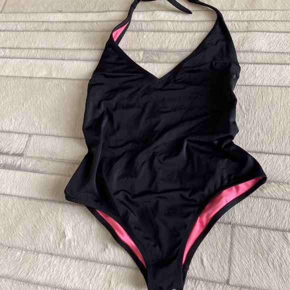 Pink Victoria’s Secret swimsuit - Picture 8 of 9